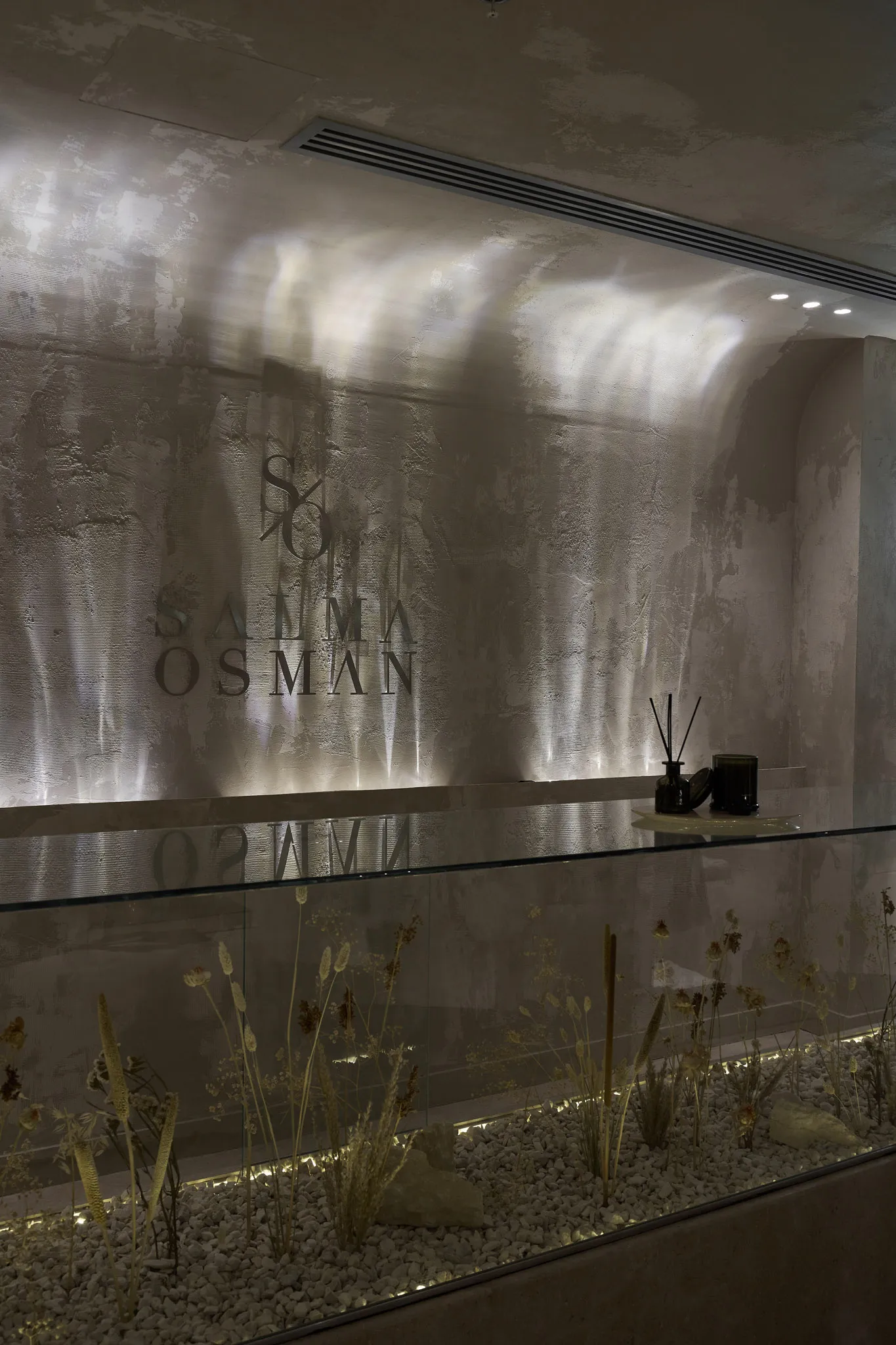 Salma Osman Flagship Store
